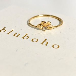 Bluboho Dahlia Flower Bloom 14k yellow gold diamond ring